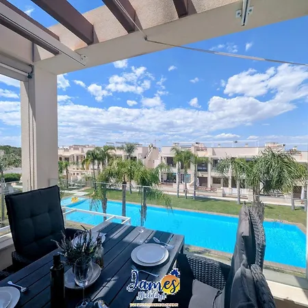 Apartment Sunny 2 Bed Retreat With Pool View Lb86 Torrevieja