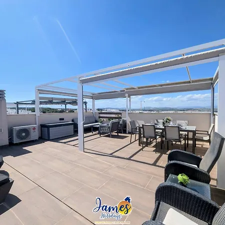 Sunny 2 Bed Retreat With Pool View Lb86 Torrevieja