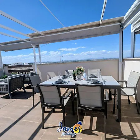 Sunny 2 Bed Retreat With Pool View Lb86 Apartment