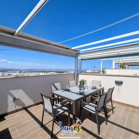Sunny 2 Bed Retreat With Pool View Lb86 Apartment