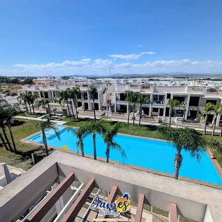 Sunny 2 Bed Retreat With Pool View Lb86 Apartment *